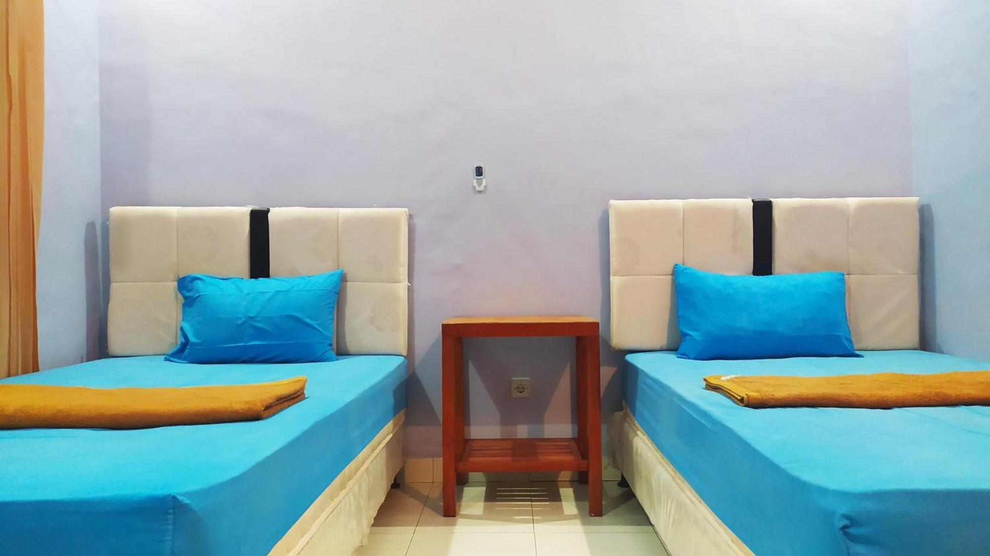 Embun Rinjani Homestay เซอนารู ภายนอก รูปภาพ