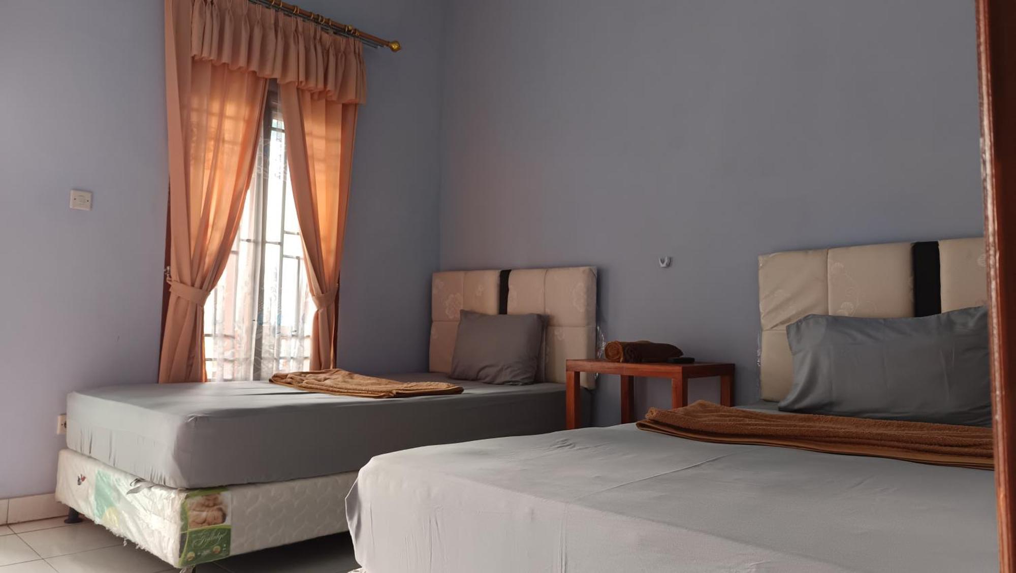 Embun Rinjani Homestay เซอนารู ภายนอก รูปภาพ